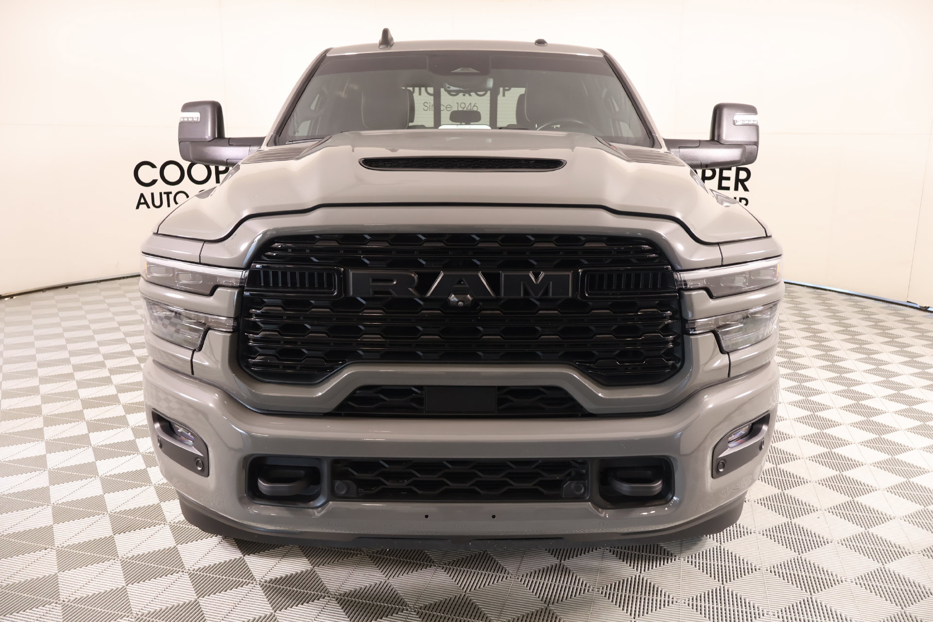 Used 2026 RAM 2500 Limited AWD/4WD image 10