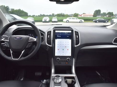 Used 2024 Ford Edge SEL w/ Convenience Package AWD/4WD image 38