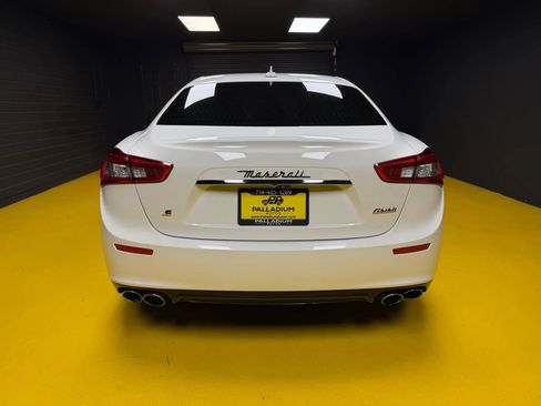 Used 2017 Maserati Ghibli S image 5