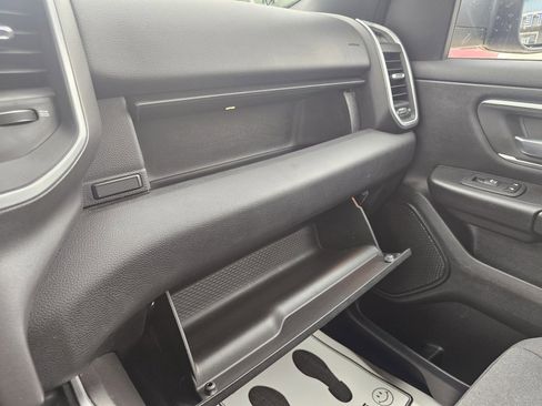 Used 2021 RAM 1500 Big Horn image 39