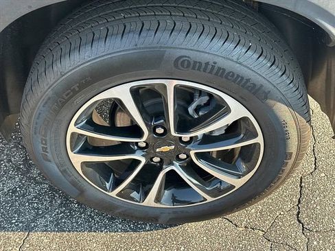 Used 2025 Chevrolet TrailBlazer LT AWD/4WD image 33