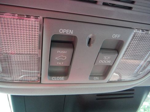 Used 2018 Honda CR-V EX image 20