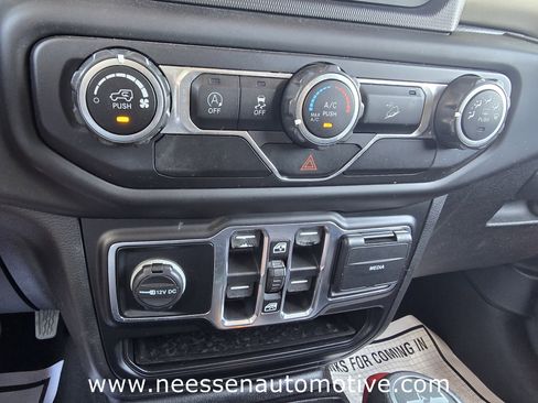 Used 2020 Jeep Wrangler Unlimited Sport S AWD/4WD image 23