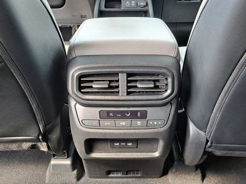 Used 2025 Honda Pilot EX-L image 27