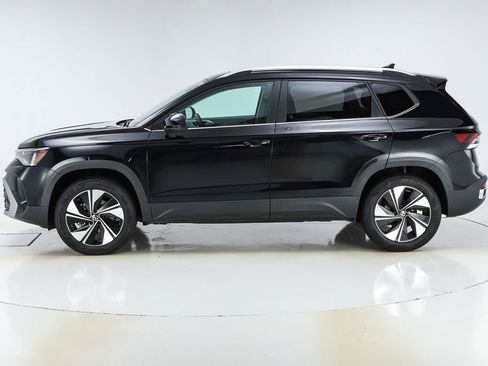 New 2026 Volkswagen Taos SE AWD/4WD image 39