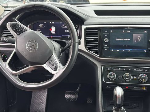 Used 2023 Volkswagen Atlas SE FWD image 7