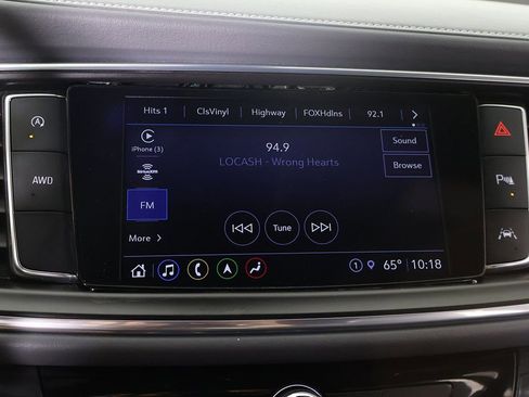 Used 2024 Buick Enclave Premium image 55