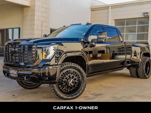 Used 2026 GMC Sierra 3500 Denali Ultimate image 5