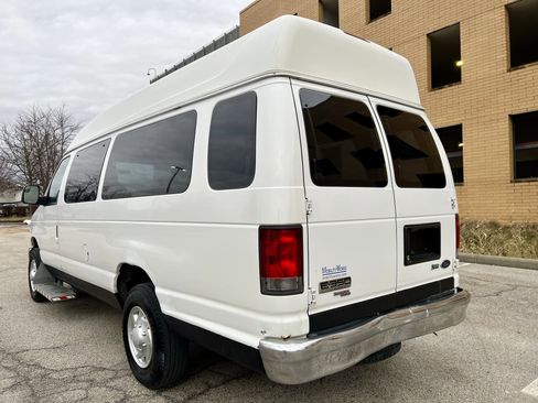 Used 2013 Ford E-350 and Econoline 350 Extended Super Duty w/ PWR Group image 5