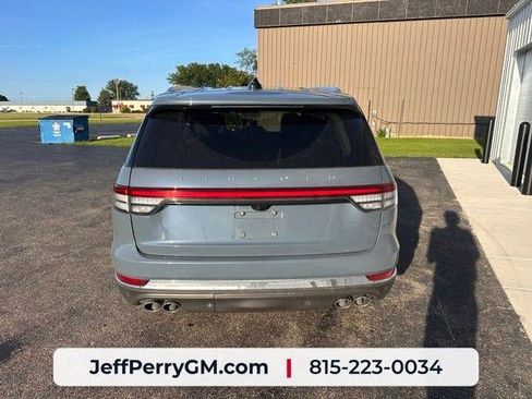 Used 2025 Lincoln Aviator Reserve w/ Illumination Package AWD/4WD image 6
