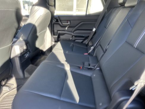 Used 2025 Toyota 4Runner Limited image 12