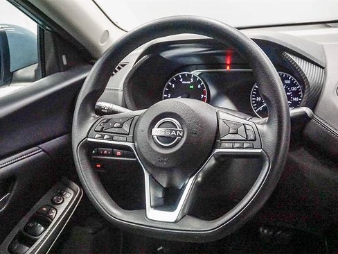 Used 2024 Nissan Sentra SV image 16