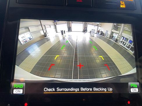 Used 2022 Subaru Ascent Premium w/ Convenience Package image 9