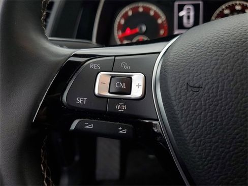 Used 2021 Volkswagen Jetta SE image 26