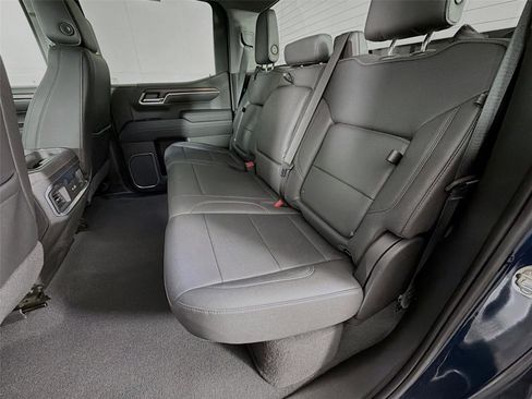 Used 2023 GMC Sierra 1500 SLT w/ SLT Premium Package image 22