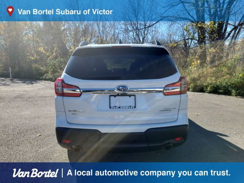Used 2022 Subaru Ascent Premium image 4