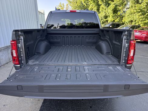 Used 2021 Ford F150 XLT w/ Equipment Group 302A High AWD/4WD image 11