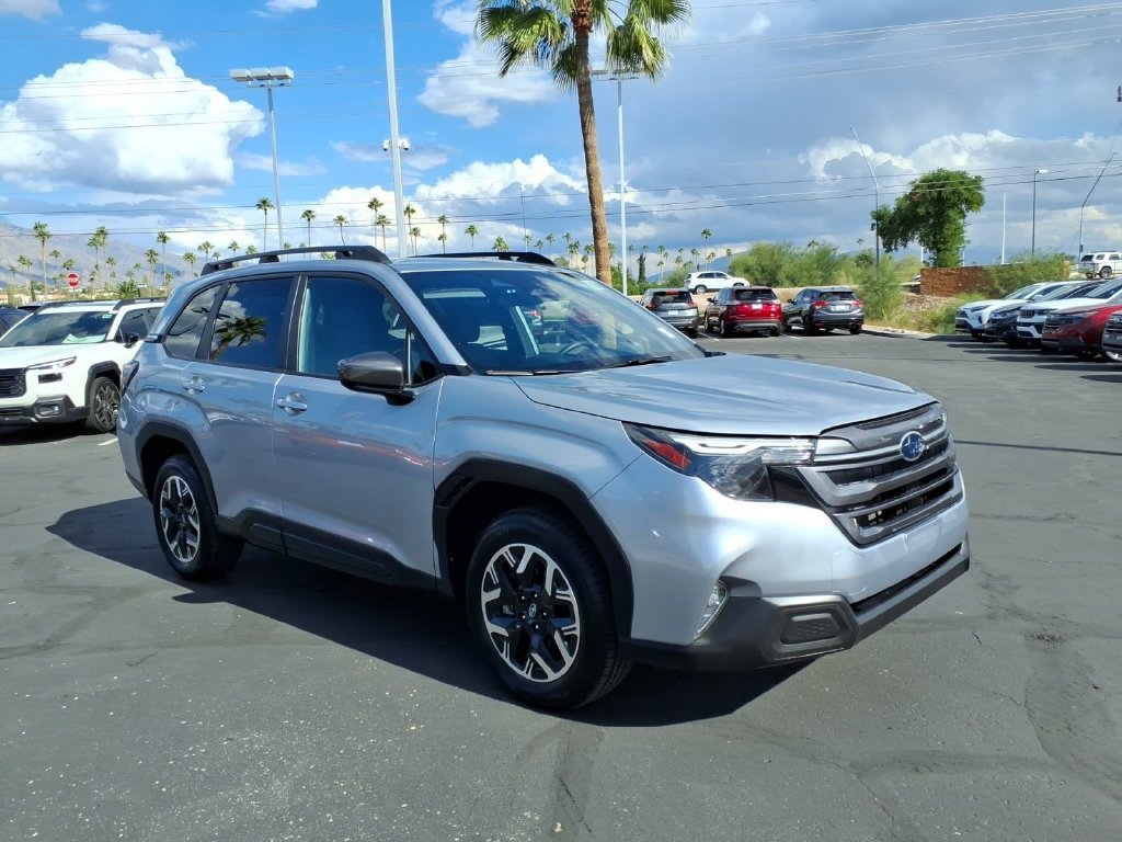 Certified 2025 Subaru Forester Premium AWD/4WD image 31