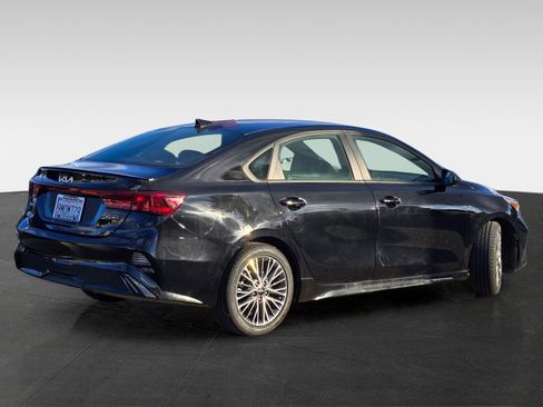 Used 2024 Kia Forte GT-Line w/ GT-Line Premium Package image 4