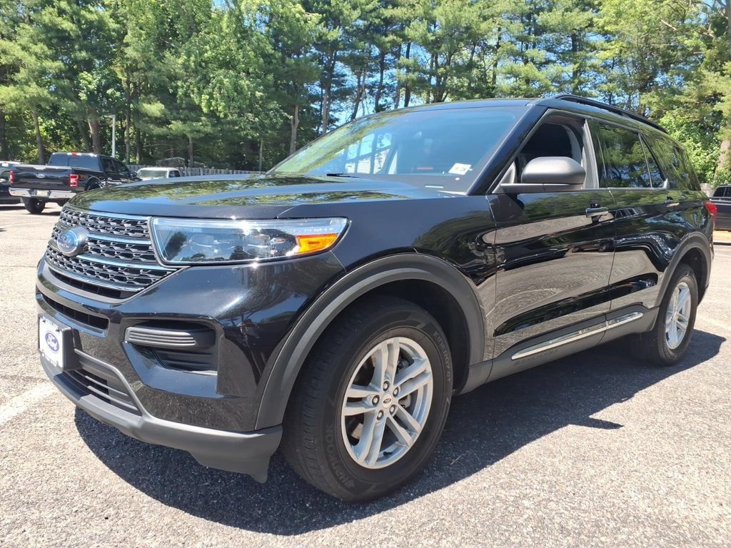 Certified 2023 Ford Explorer XLT AWD/4WD image 5