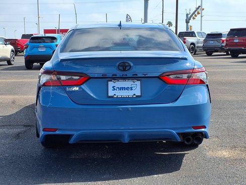 Used 2024 Toyota Camry SE FWD image 7