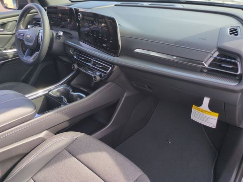 New 2026 Chevrolet Traverse LT image 28