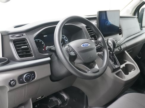Used 2022 Ford Transit 350 XLT RWD image 6
