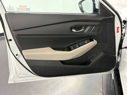 Used 2024 Honda Accord Touring image 14