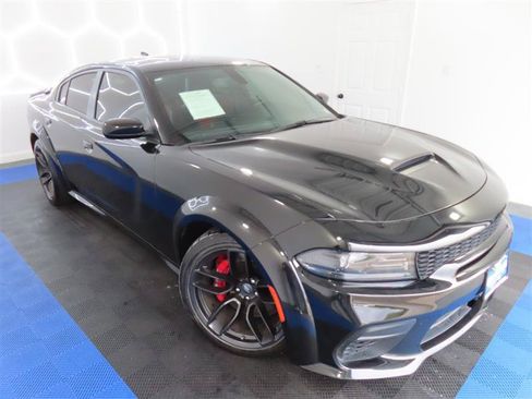 Used 2022 Dodge Charger Scat Pack RWD image 5