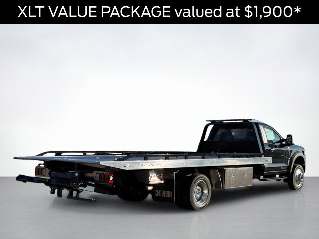 New 2024 Ford F550 4x4 Regular Cab Super Duty w/ XLT Value Package image 3