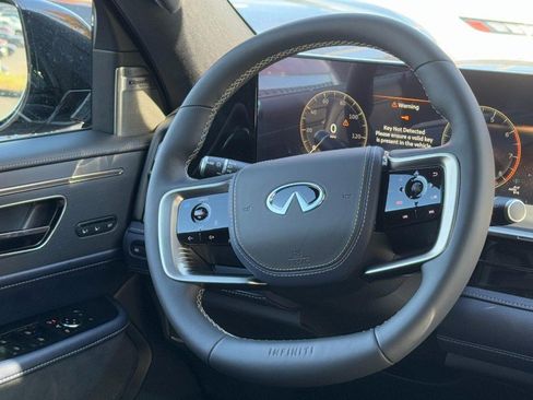 New 2026 INFINITI QX80 SPORT AWD w/ Sport Exterior Package image 7