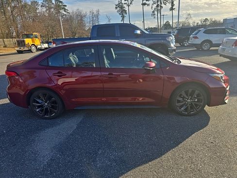 Used 2023 Toyota Corolla SE image 4