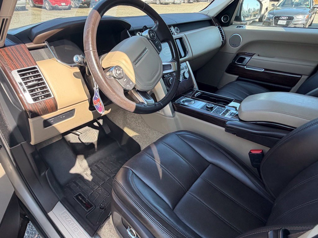 Used 2016 Land Rover Range Rover HSE AWD/4WD image 2