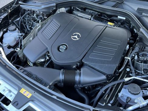 Used 2026 Mercedes-Benz GLC 300 4MATIC image 27