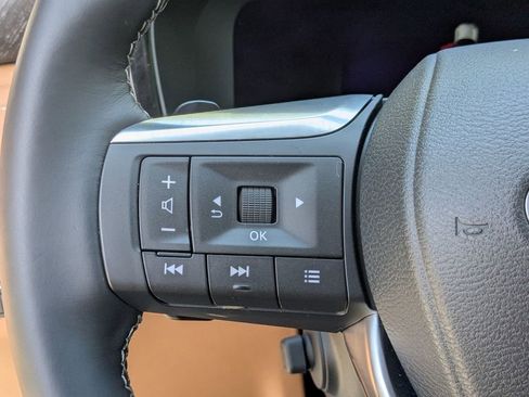 Used 2025 INFINITI QX60 Autograph w/ Cargo Package image 16