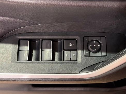 Certified 2025 Toyota RAV4 XLE AWD/4WD image 15