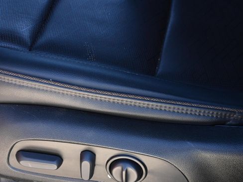 Used 2023 Chevrolet Traverse High Country w/ LPO, Floor Liner Package image 27