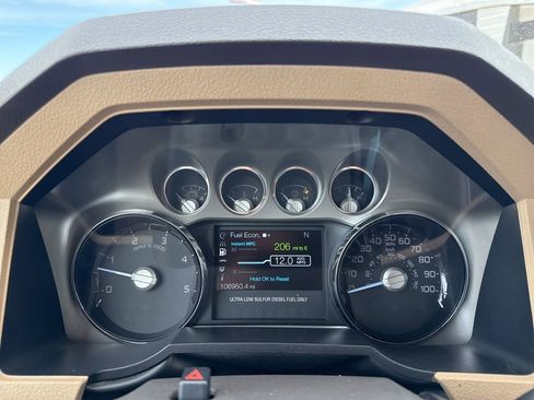 Used 2011 Ford F350 Lariat image 21