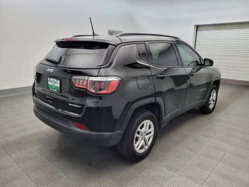 Used 2018 Jeep Compass Sport w/ Tech Group AWD/4WD image 9