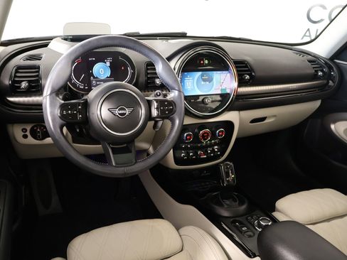 Used 2022 MINI Cooper Clubman S FWD image 2
