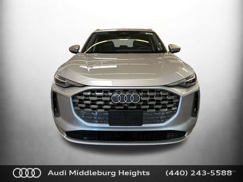 Used 2025 Audi Q5 Premium AWD/4WD image 10
