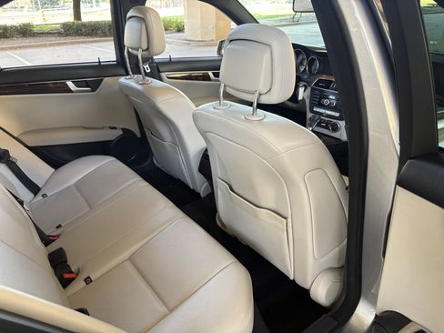 Used 2012 Mercedes-Benz C 300 4MATIC Sedan image 29