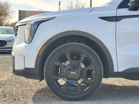 Used 2024 Kia Sorento SX image 9