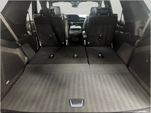 Certified 2023 Cadillac Escalade Sport AWD/4WD image 12