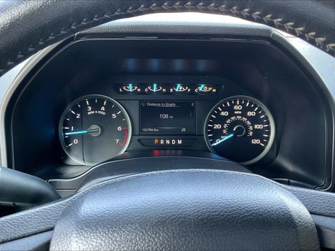 Used 2018 Ford F150 XLT w/ Equipment Group 302A Luxury AWD/4WD image 16