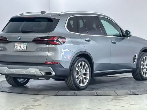 Used 2024 BMW X5 xDrive50e w/ Premium Package AWD/4WD image 2