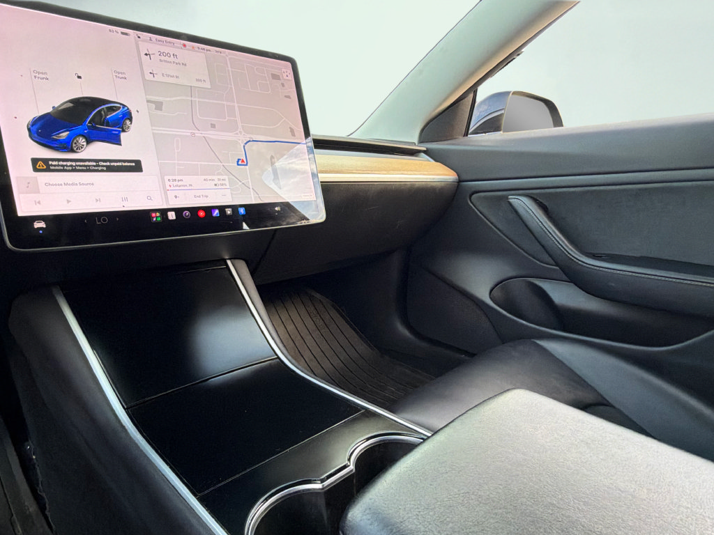 Used 2019 Tesla Model 3 Standard Range Plus RWD image 18