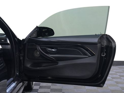 Used 2019 BMW M4 Coupe w/ Competition Package image 23