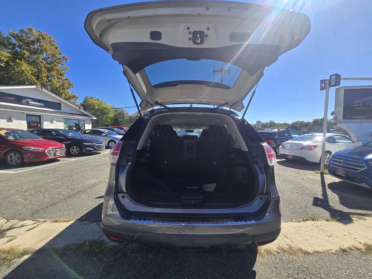 Used 2015 Nissan Rogue SV AWD/4WD image 37