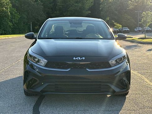 Used 2024 Kia Forte LXS FWD image 17